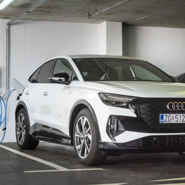 Punjač za električna vozila