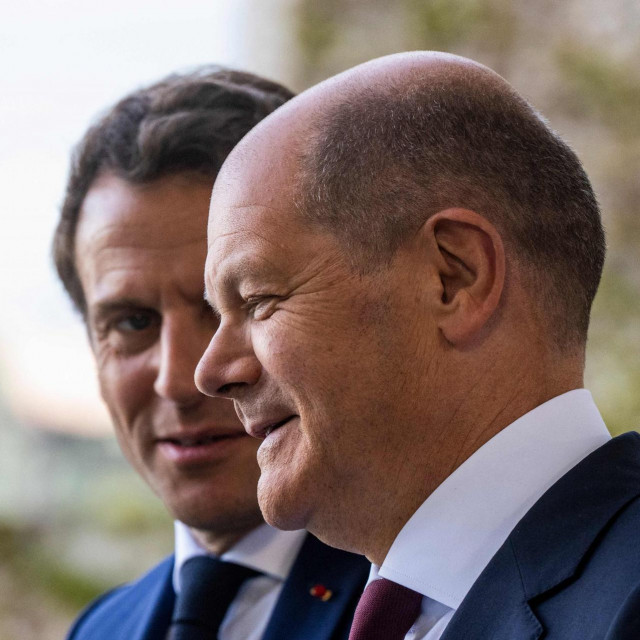 Emmanuel Macron i Olaf Scholz