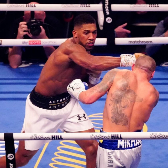Anthony Joshua v Oleksandr Usyk