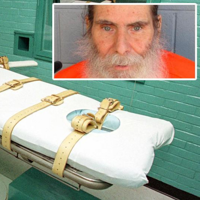 Frank Atwood (u pravokutniku)