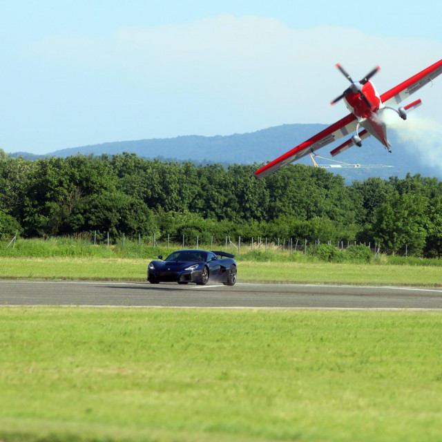 Utrka Rimac Nevere i aviona