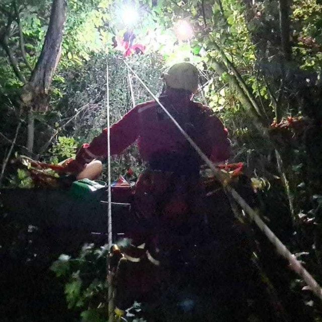 Akcija spašavanje unesrećene iz Đulina ponora