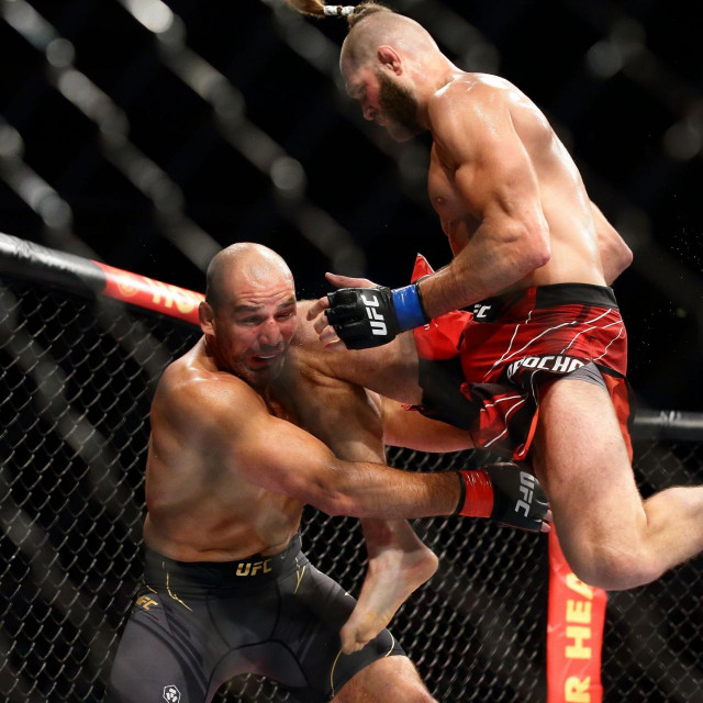 Jiri Prochazka vs Glover Teixeira
