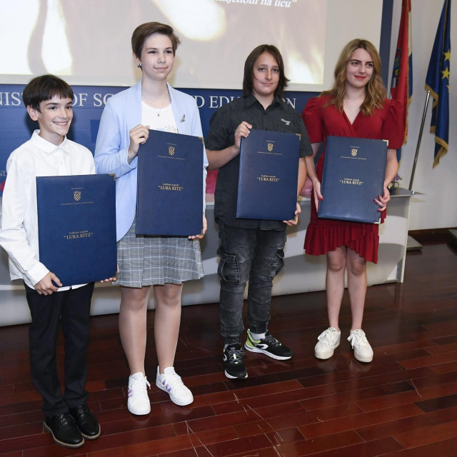 Šimun Lončar, Korina Barak, Karlo Galić, Tijana Stojanović