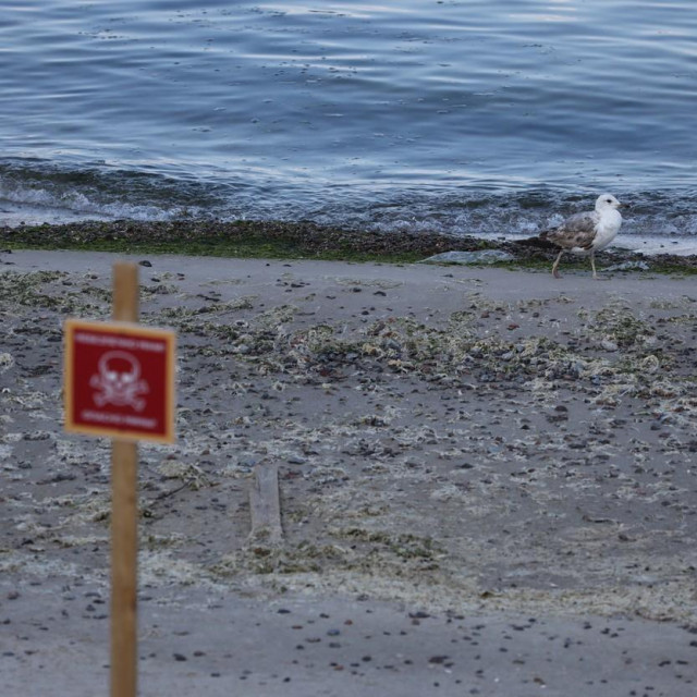 Upozorenje za mine na plaži u Odesi