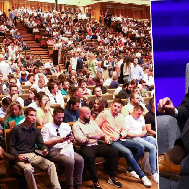 Publika u dvorani Lisinski i Jordan Peterson