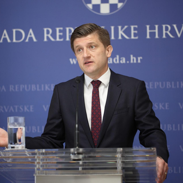 Zdravko Marić
 