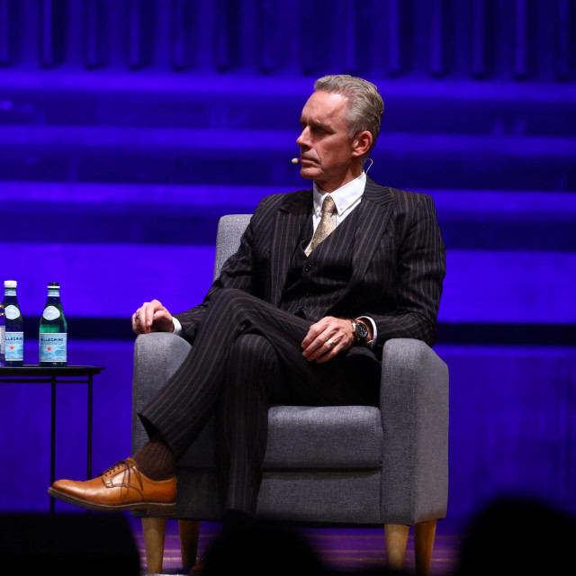 Zagreb, 140322.
Lisinski.
Jordan Bernt Peterson je u sklopu svjetske turneje Beyond Order odrzao predavanje i u Zagrebu.