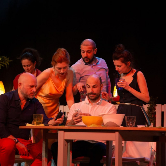 predstava ”Stranci”