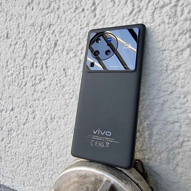 vivo X80 Pro