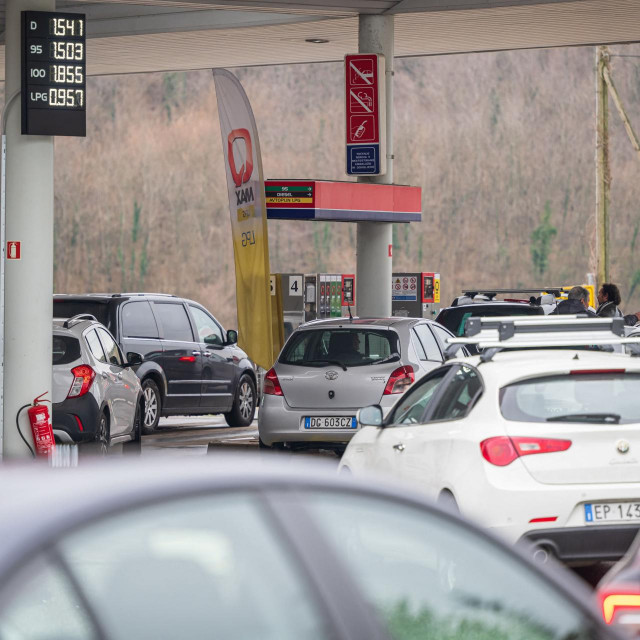 Benzinska stanica u Sloveniji