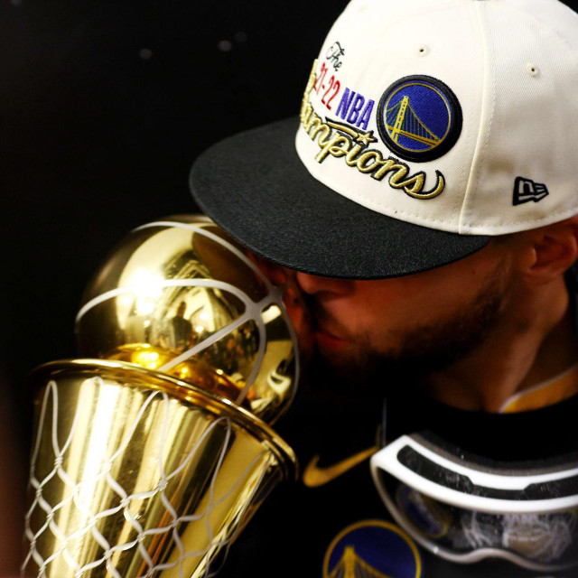 Curry je napokon osvojio naslov MVP-a finala