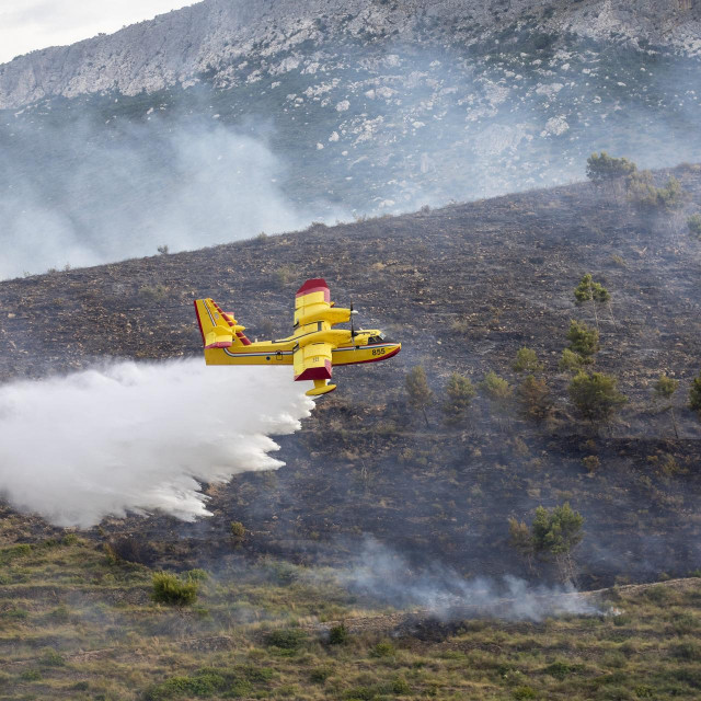 Požar iznad Žrnovnice
