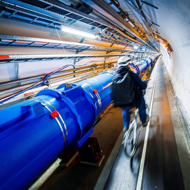 Veliki hadronski sudarač u CERN-u