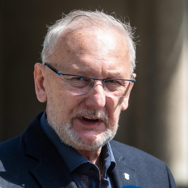 Davor Božinović