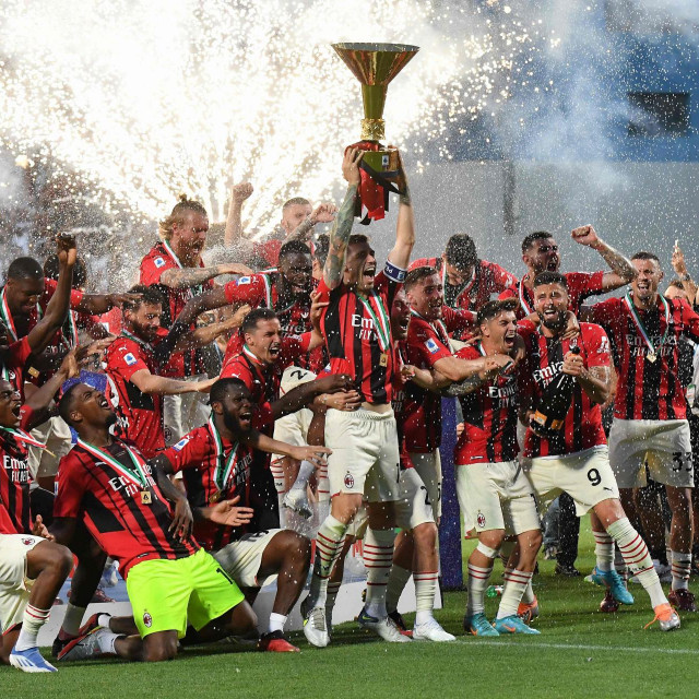 AC Milan je prvak Italije, ali njegov predsjednik nije zadovoljan domaćim nogometom