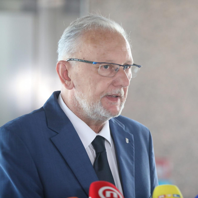 Davor Božinović