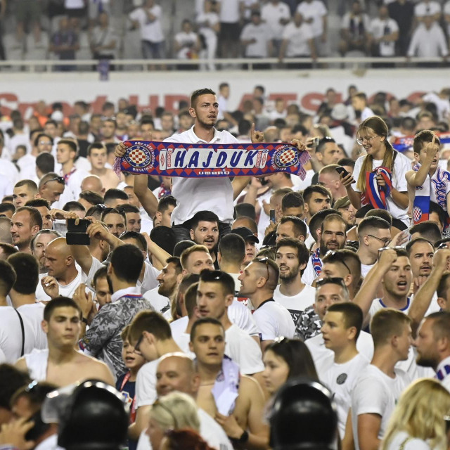 Osvajanje Kupa još je više zapalilo bijeli navijački puk