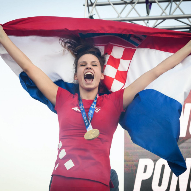 Matea Jelić