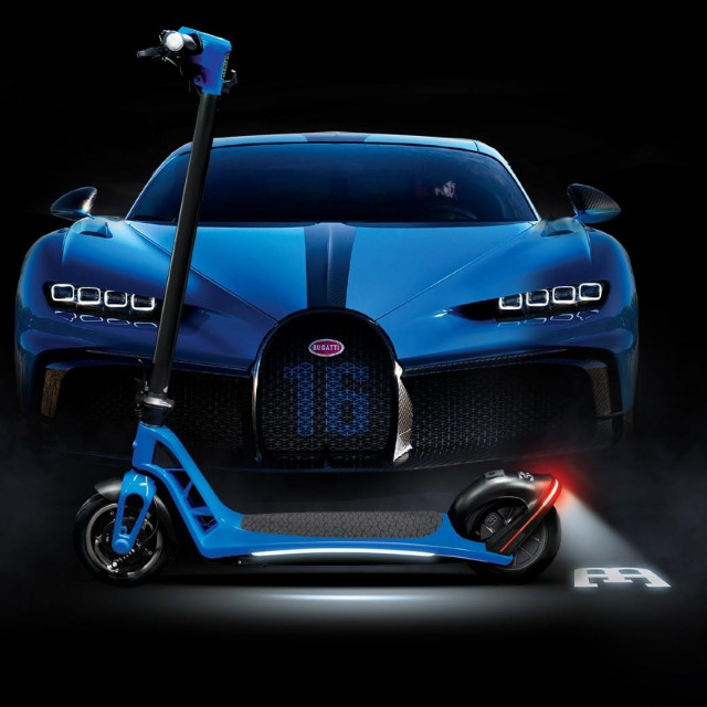 Bugatti električni romobil