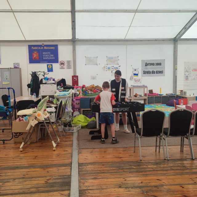 Tranzitni centar za izbjeglice kod željezničkog kolodvora istok 