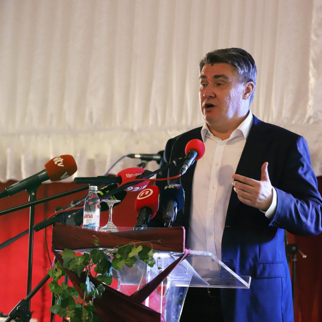 Zoran Milanović na svećanoj sjednici Opcinskog vijeca općine Petrijanec 