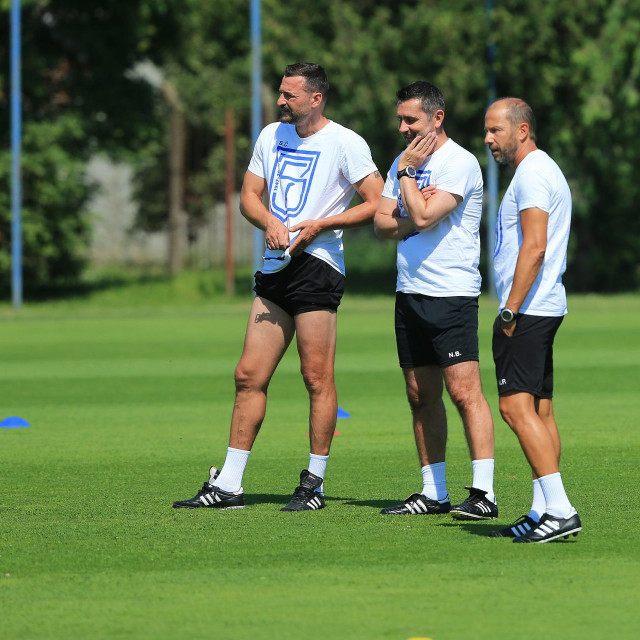 Nenad Bjelica sa stručnim stožerom
