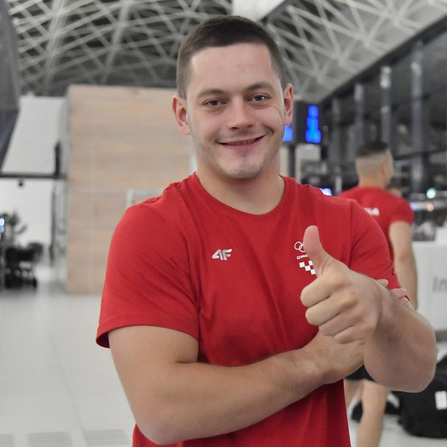 Tin Srbić