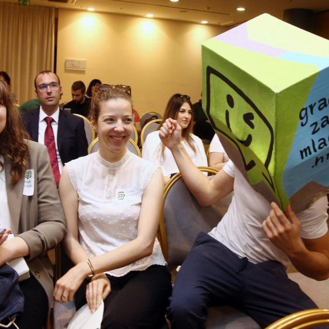 U svibnju je organizirana konferencija 'Nemoj da ti bude tlaka'