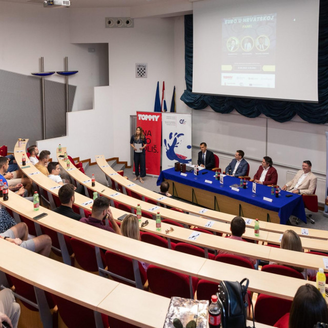 Konferencija o uvođenju eura u Hrvatskoj održana je na Ekonomskom fakultetu u Splitu
 