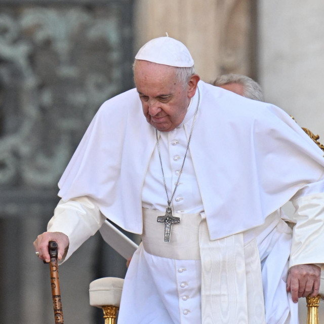 Papa dolazi na misu povodom Svjetskog susreta obitelji