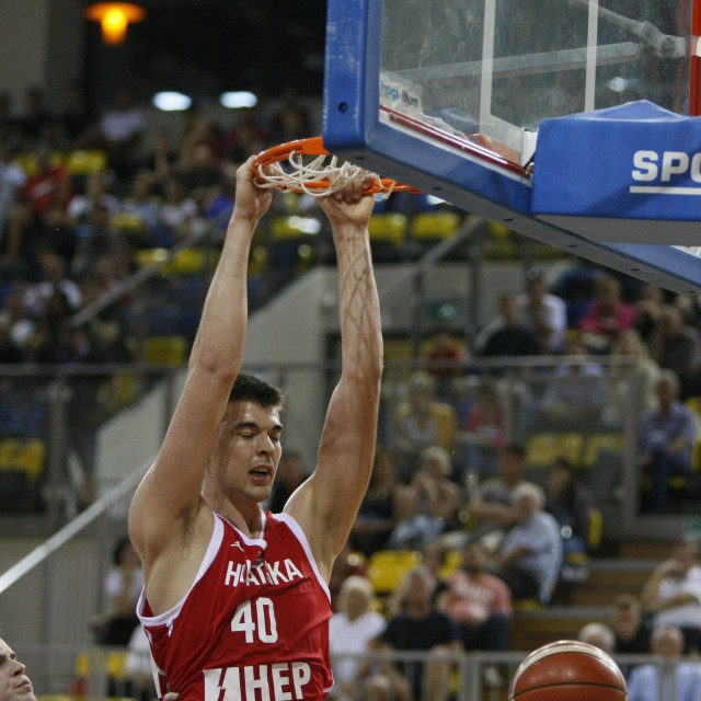 Ivica Zubac je zadnji puta za reprezentaciju igrao u ljeto 2018. godine