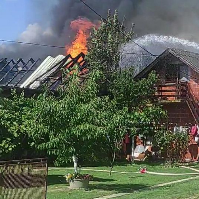 Požar na gospodarskom objektu u Ivanić-Gradu