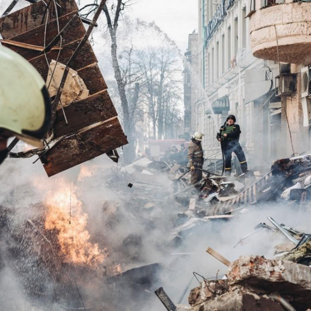 Prizor iz Harkova nakon ruskog raketiranja