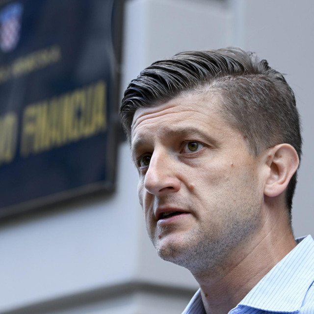 Ministar financija Zdravko Marić