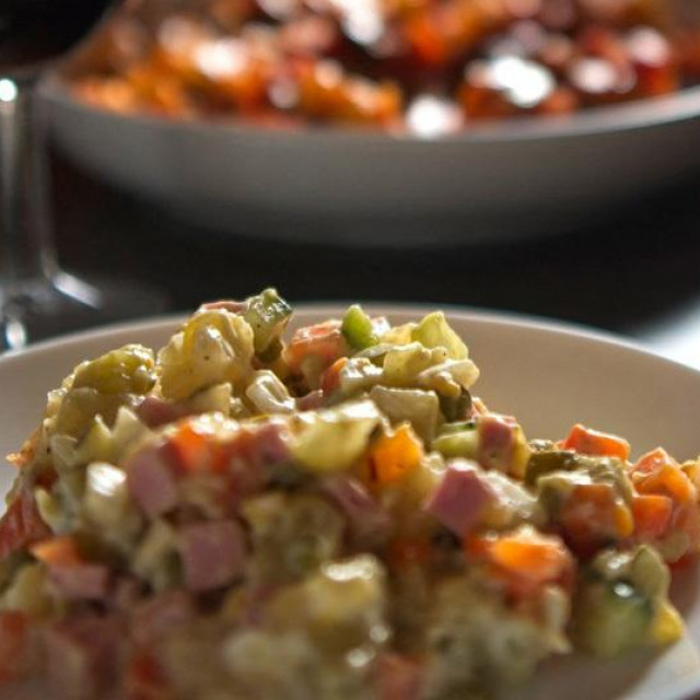 Ilustracija, jedan od varijanti ruske salate