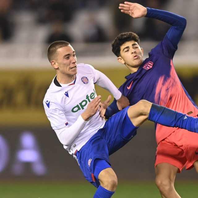 Marko Brkljača u dresu Hajduka (lijevo)