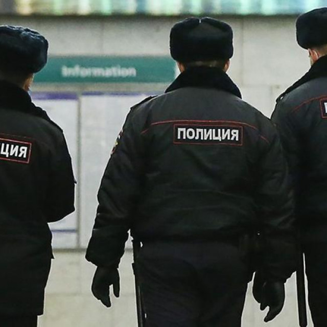 Policija u Sankt Peterburgu