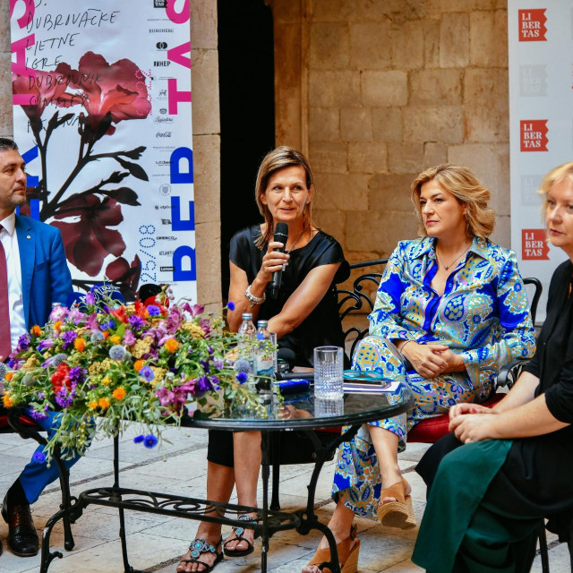 Mato Franković, Žaklina Marević. Dora Ruždjak Podolski, Lina Njirić
 