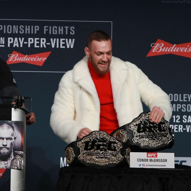 Conor McGregor i Dana White (lijevo)