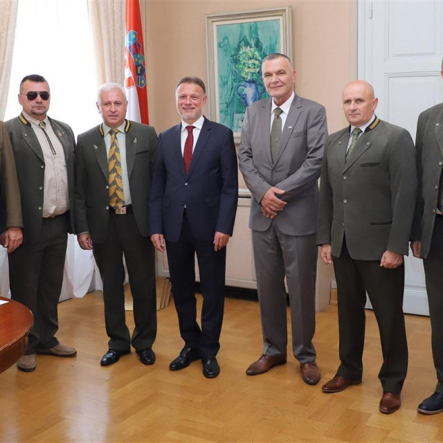 Jandroković s predstavnicima Hrvatskog lovačkog saveza