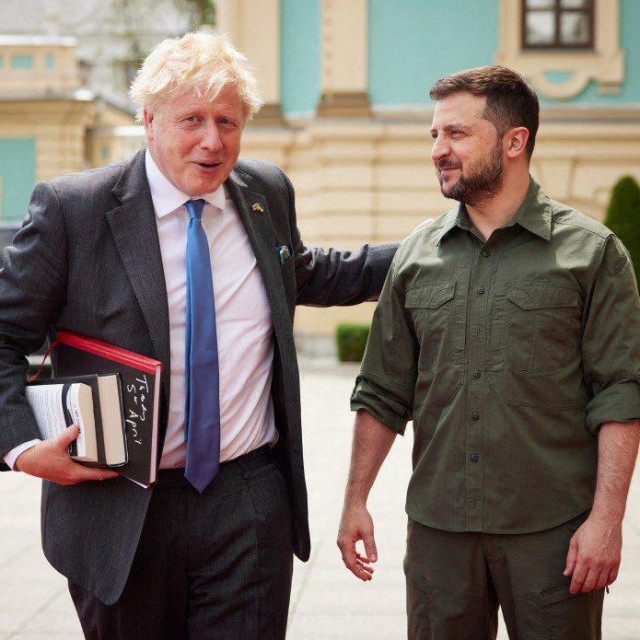 Boris Johnson je dvaput putovao u Kijev kako bi se sastao s ukrajinskim predsjednikom Volodimirom Zelenskim  