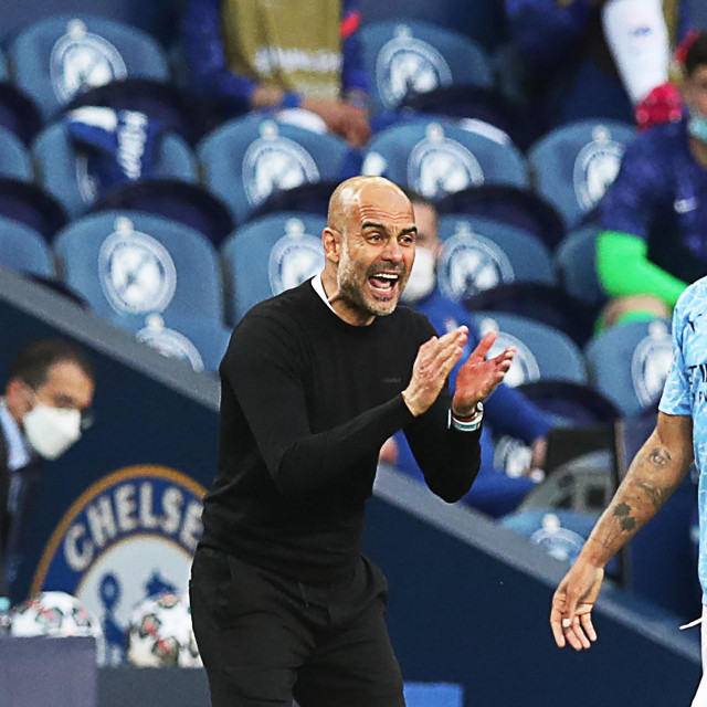 Pep Guardiola i Raheem Sterling