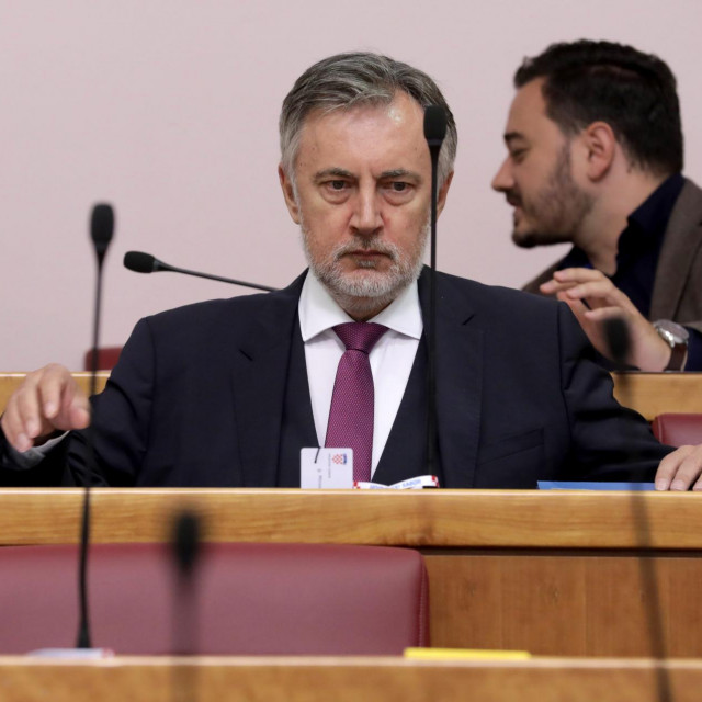 Miroslav Škoro
