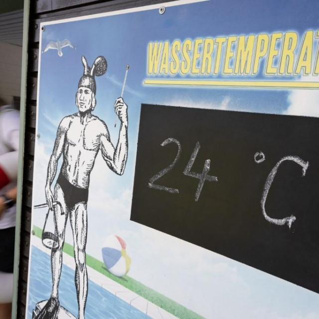 Detmold, grad u Sjevernoj Rajni-Vestfaliji, najavio je kako više neće grijati vodu u vanjskim bazenima jer štede na plinu za zimu