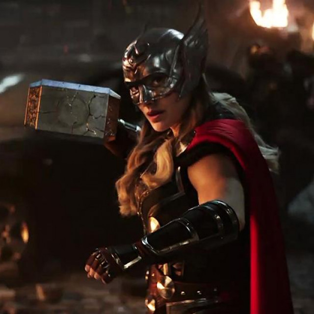 Natalie Portman kao Jane Foster u filmu ”Thor: Ljubav i grom”