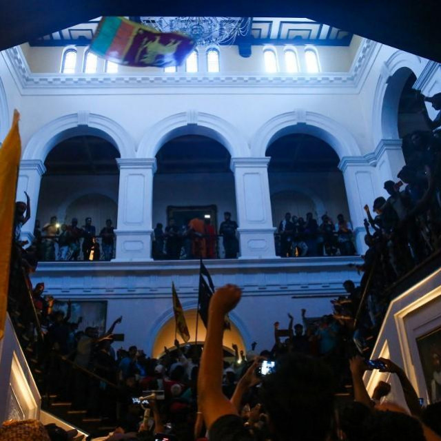 Prosvjednici u predsjedničkoj palači