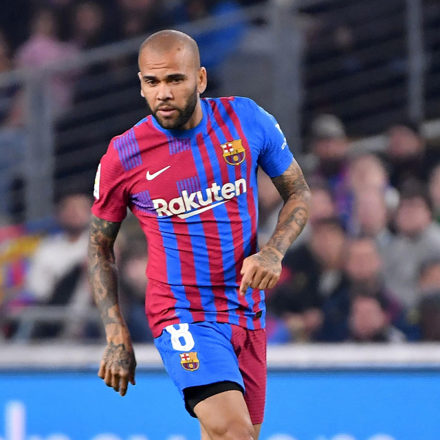 Dani Alves nije skrivao razočaranje načinom na koji se rastao s Barcelonom