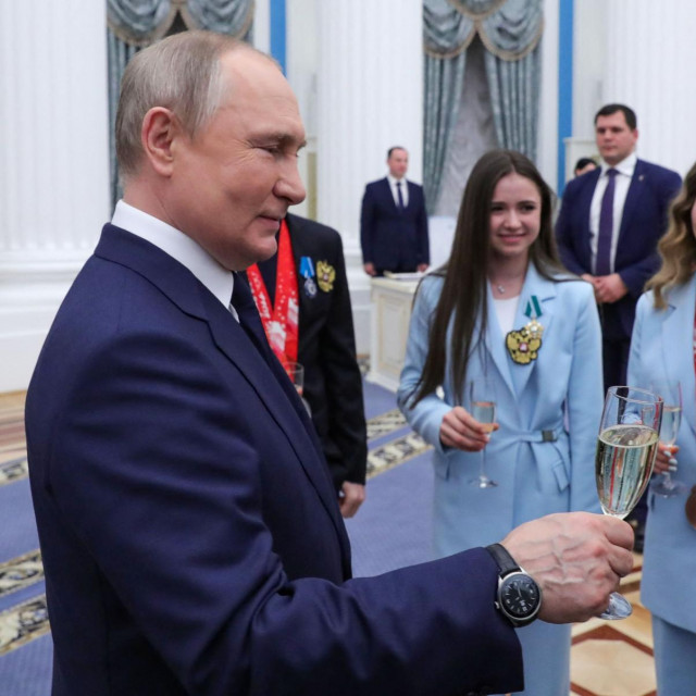 Putin s ruskim sportašima