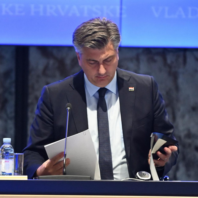 Kao i 2009., Hrvatska je osjetljiva na promjene u europskom i globalnom okruženju. Kao i 2009. institucionalno je i kadrovski potkapacitirana da se suprotstavi njihovom lošem utjecaju